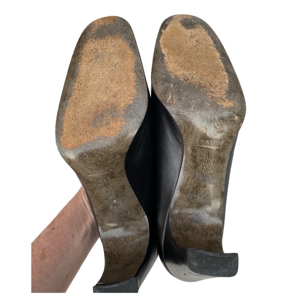 Bally Black Leather Heel Pumps size 8 - Picture 10 of 10